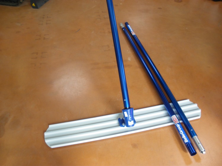 Image de l'objet « LISSARDE magnésium pou lisser BETON »